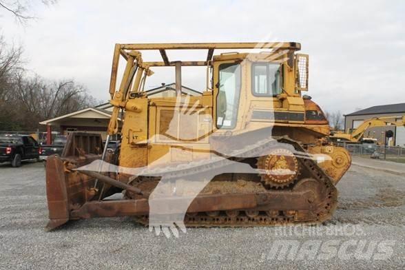 CAT D7H Bulldozer på larvebånd