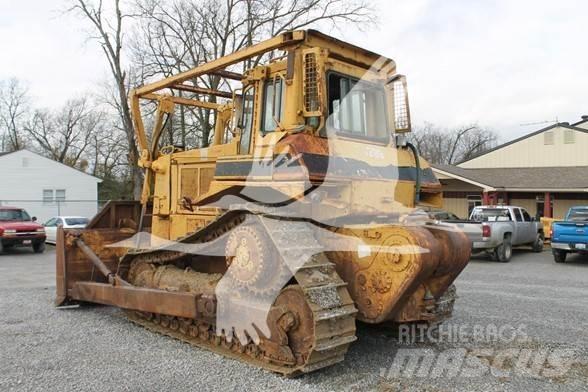 CAT D7H Bulldozer på larvebånd