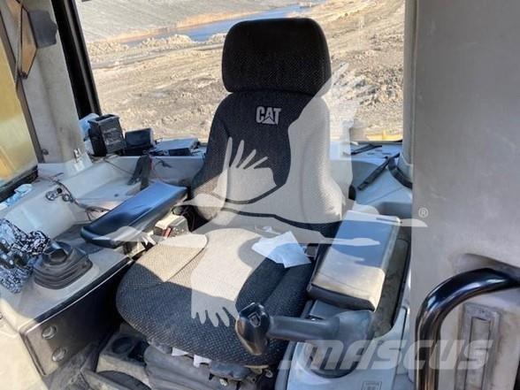CAT D9T Bulldozer på larvebånd