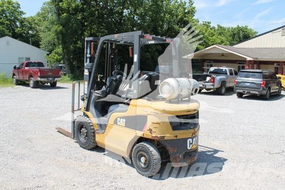 CAT GP25N Diesel gaffeltrucks