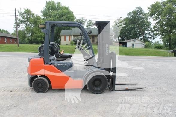 Toyota 8FGU25 Diesel gaffeltrucks