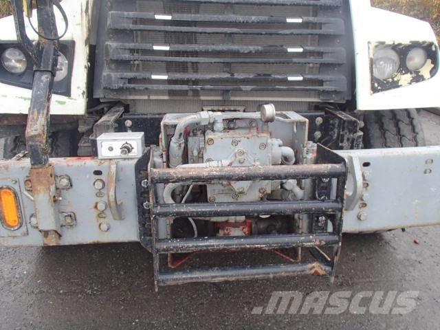 Freightliner 114 SD Entreprenør - Andet