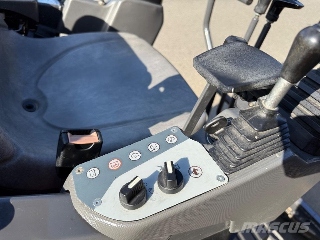 CASE CX 12 D Minigravemaskiner