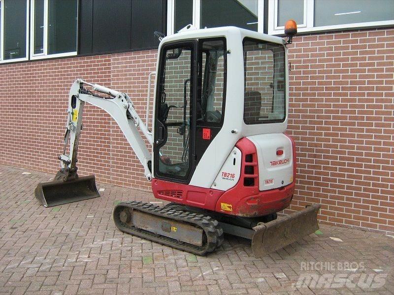 Takeuchi TB216 Minigravemaskiner