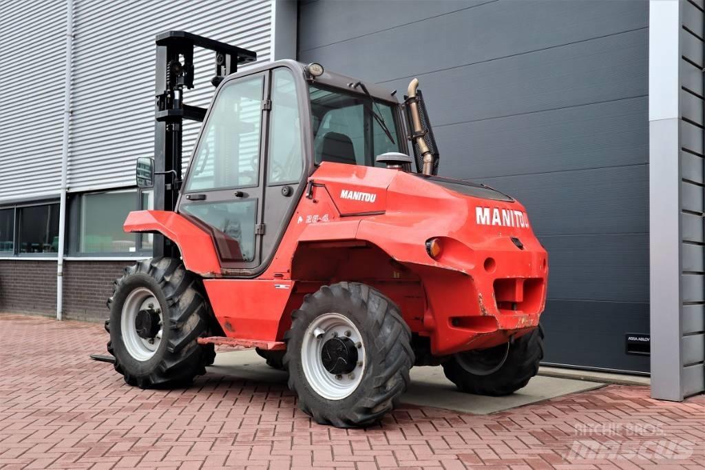 Manitou M 26.4 Terrængående gaffeltruck