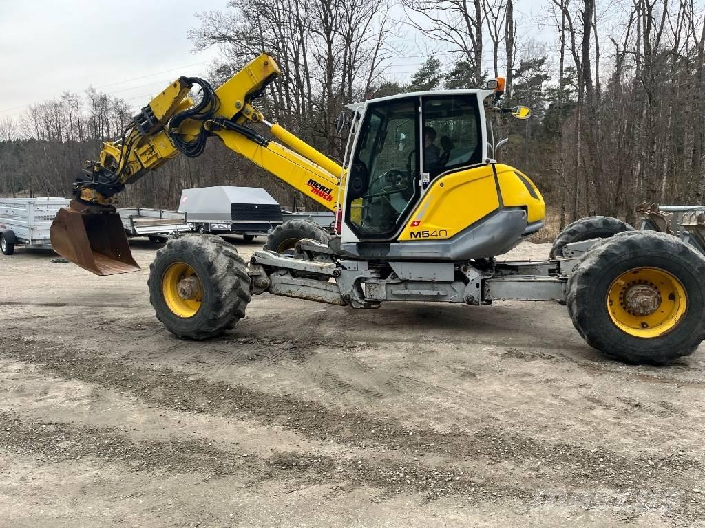 Menzi Muck M540 A Gravemaskiner på hjul