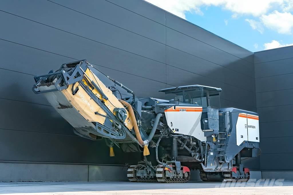 Wirtgen W 220 FI Asfalt-koldfræsere