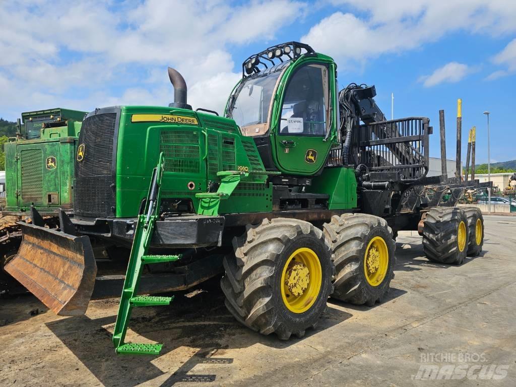 John Deere 1910G Udkørselsmaskiner
