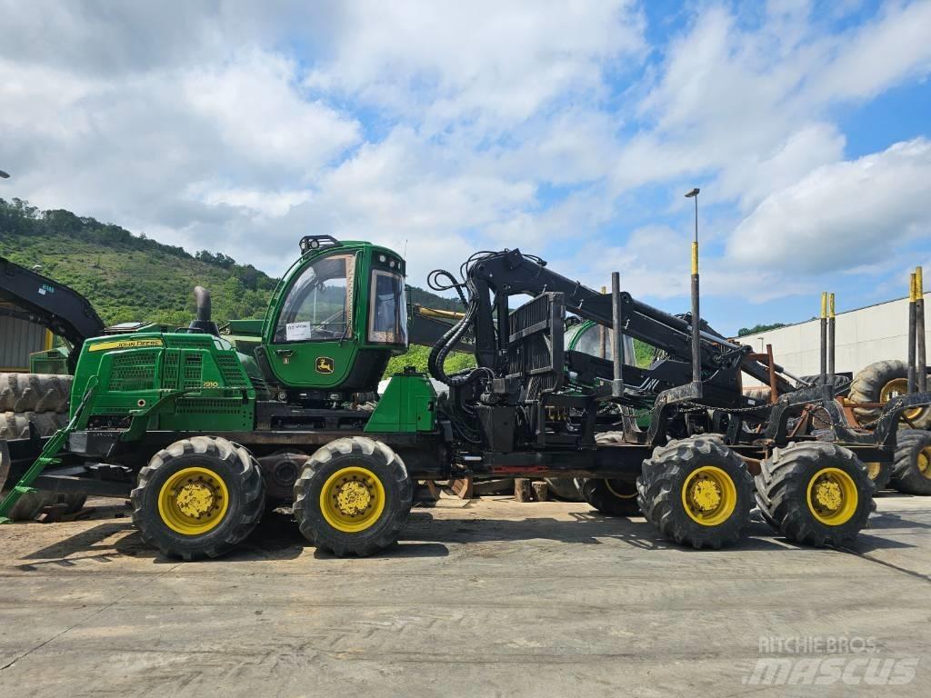 John Deere 1910G Udkørselsmaskiner