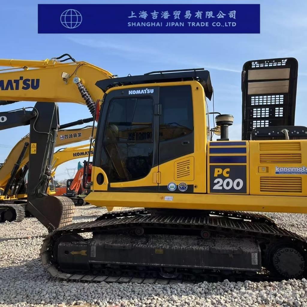 Komatsu PC 200-8 Gravemaskiner på larvebånd