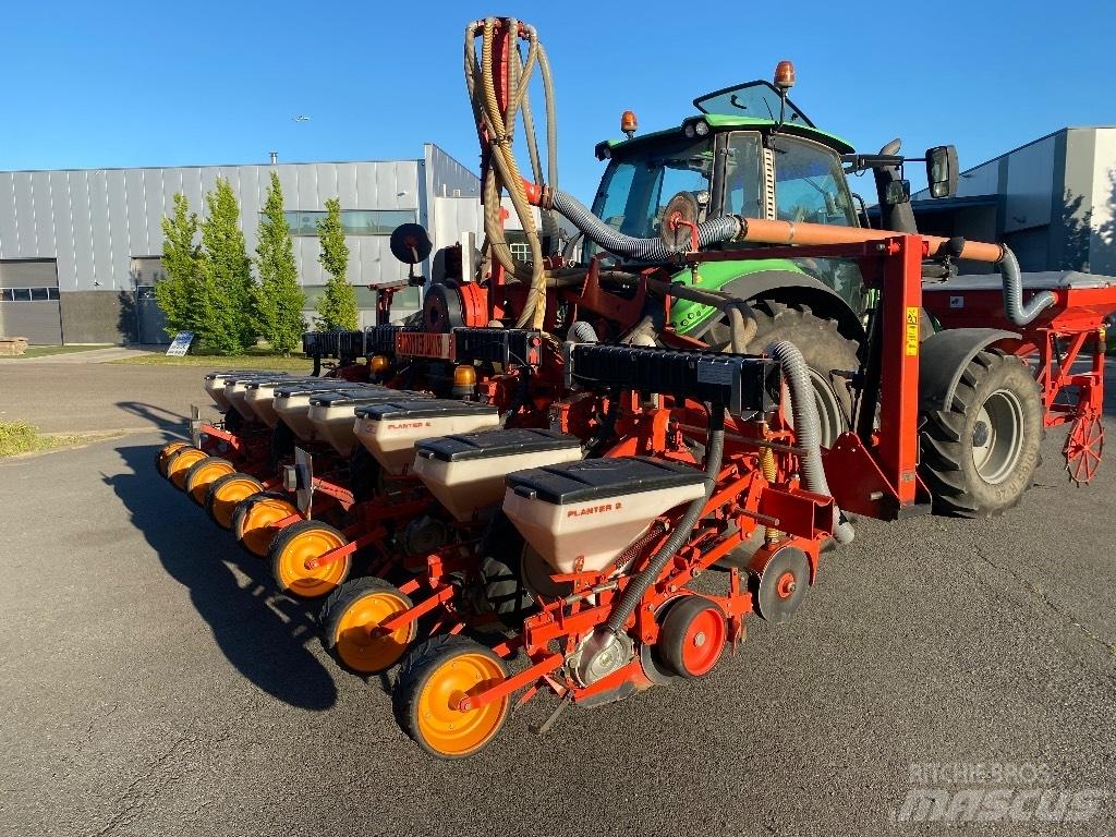 Kuhn Planter 2 Enkornssåmaskiner