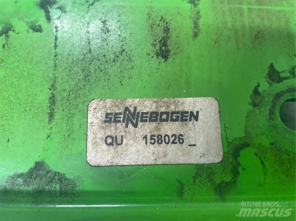 Sennebogen 158026 Chassis og suspension