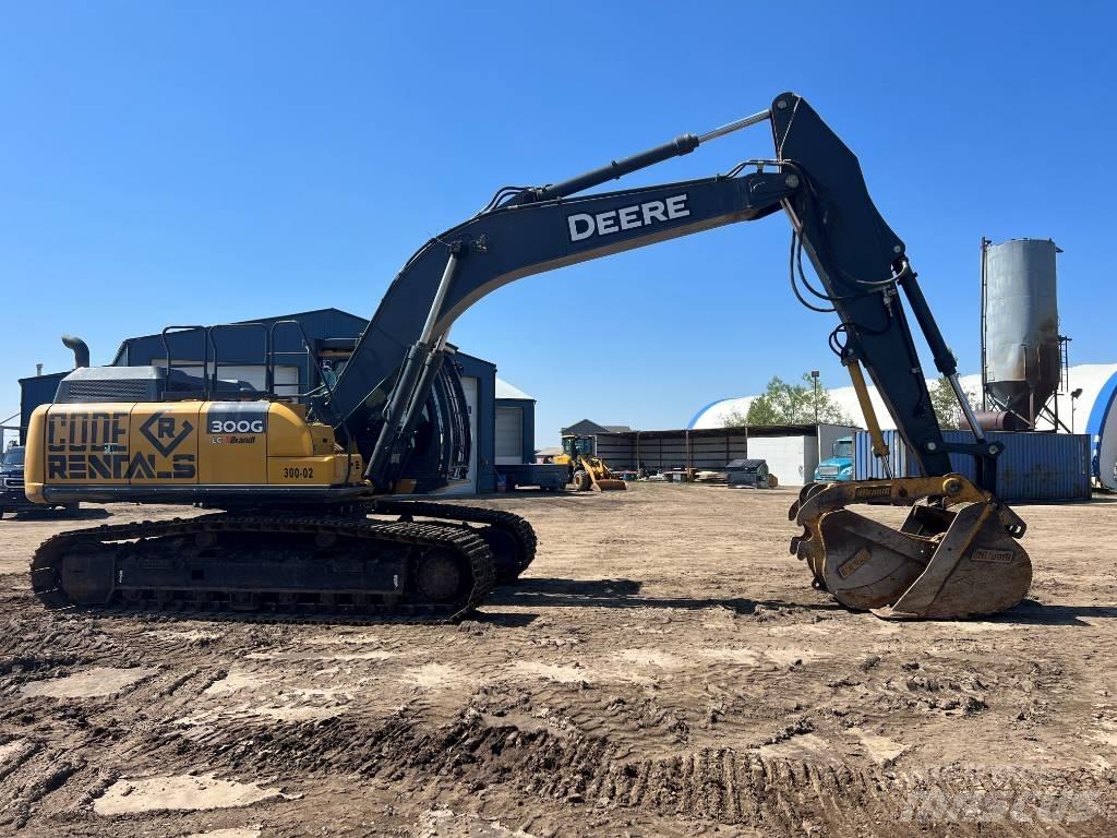 John Deere 300 Gravemaskiner på larvebånd