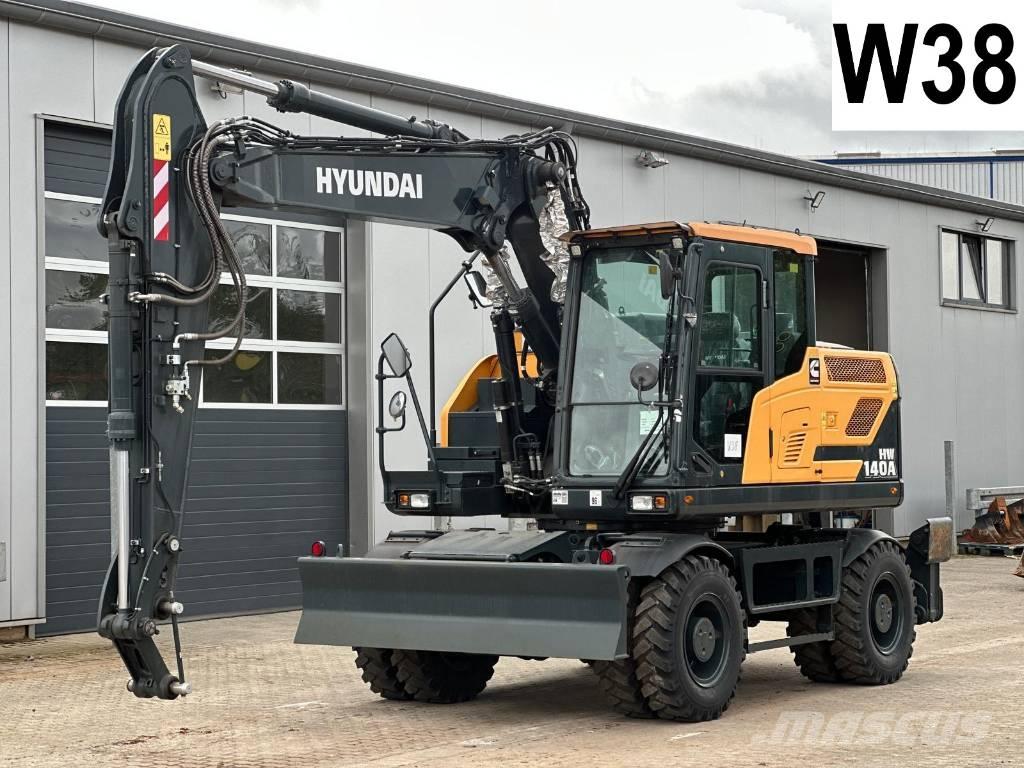 Hyundai HW 140 A Gravemaskiner på hjul