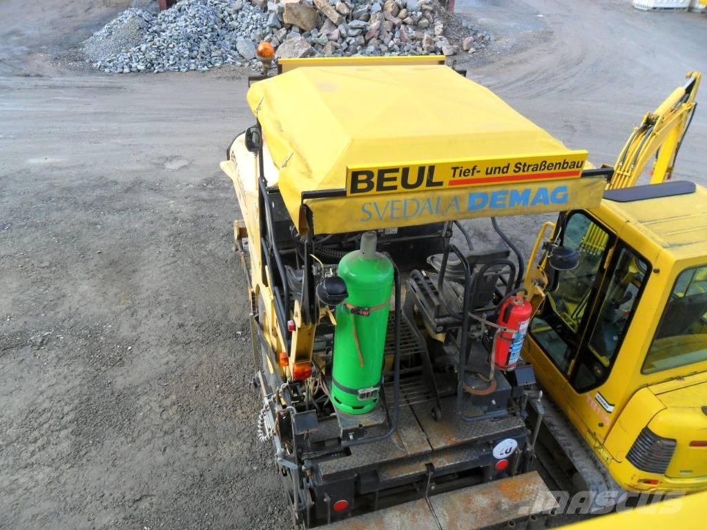 Demag DF 65 P Asfaltudlæggere