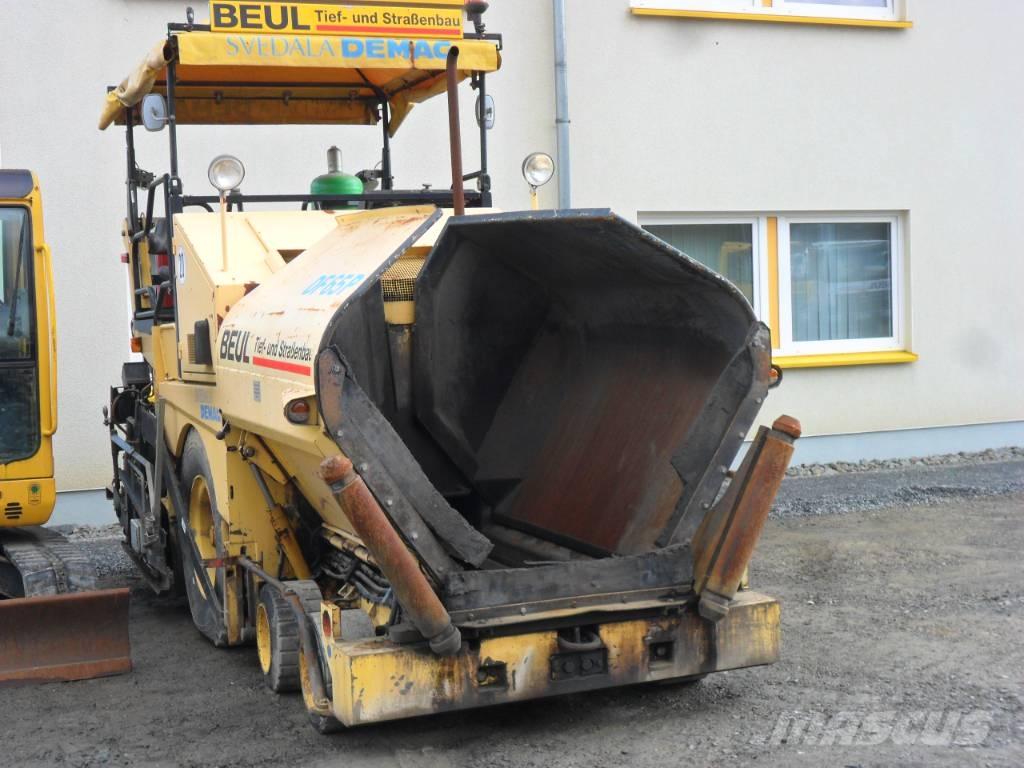Demag DF 65 P Asfaltudlæggere