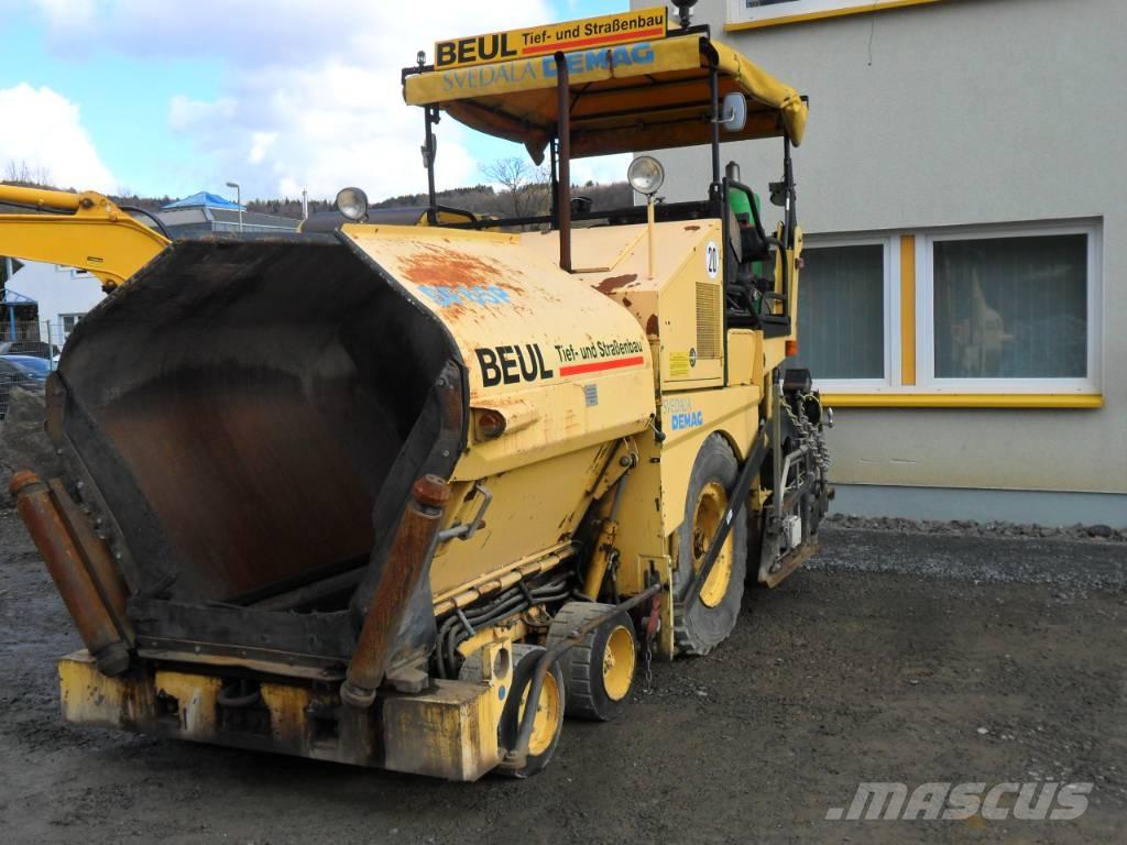 Demag DF 65 P Asfaltudlæggere