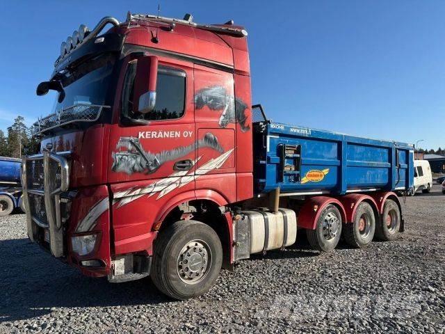Sisu CK16M 8*4 Lastbiler med tip