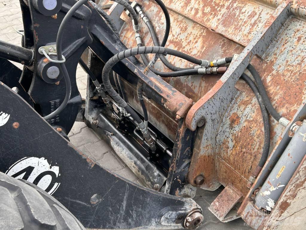 JCB 409 AGRI Læssemaskiner på hjul