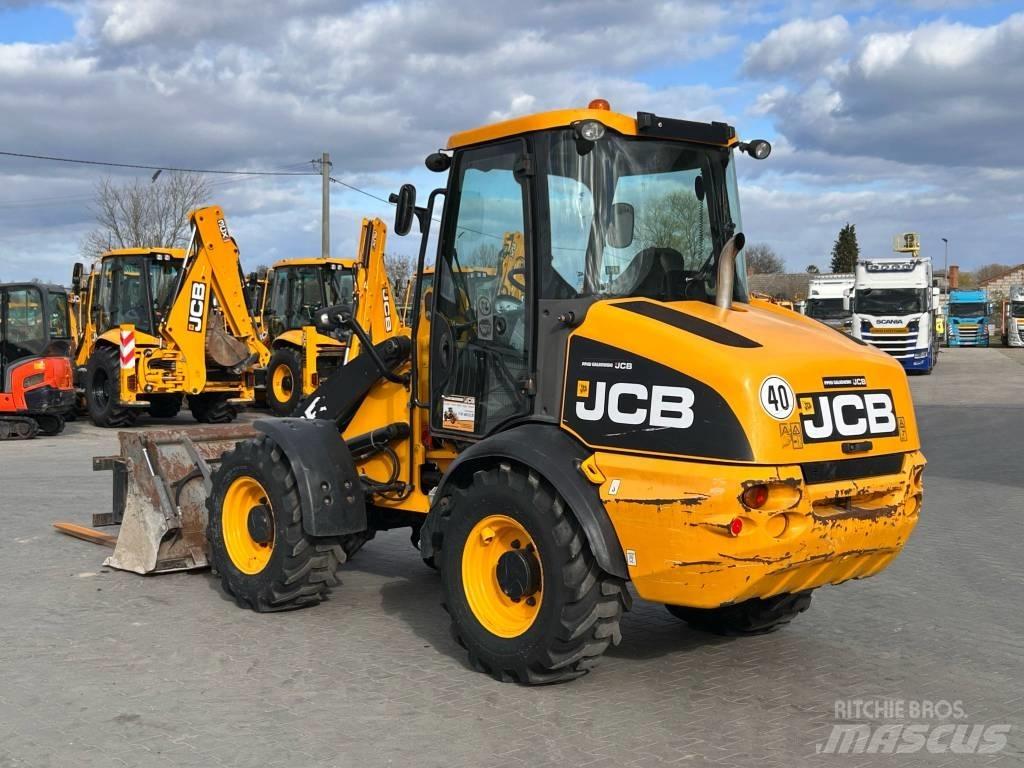 JCB 409 AGRI Læssemaskiner på hjul