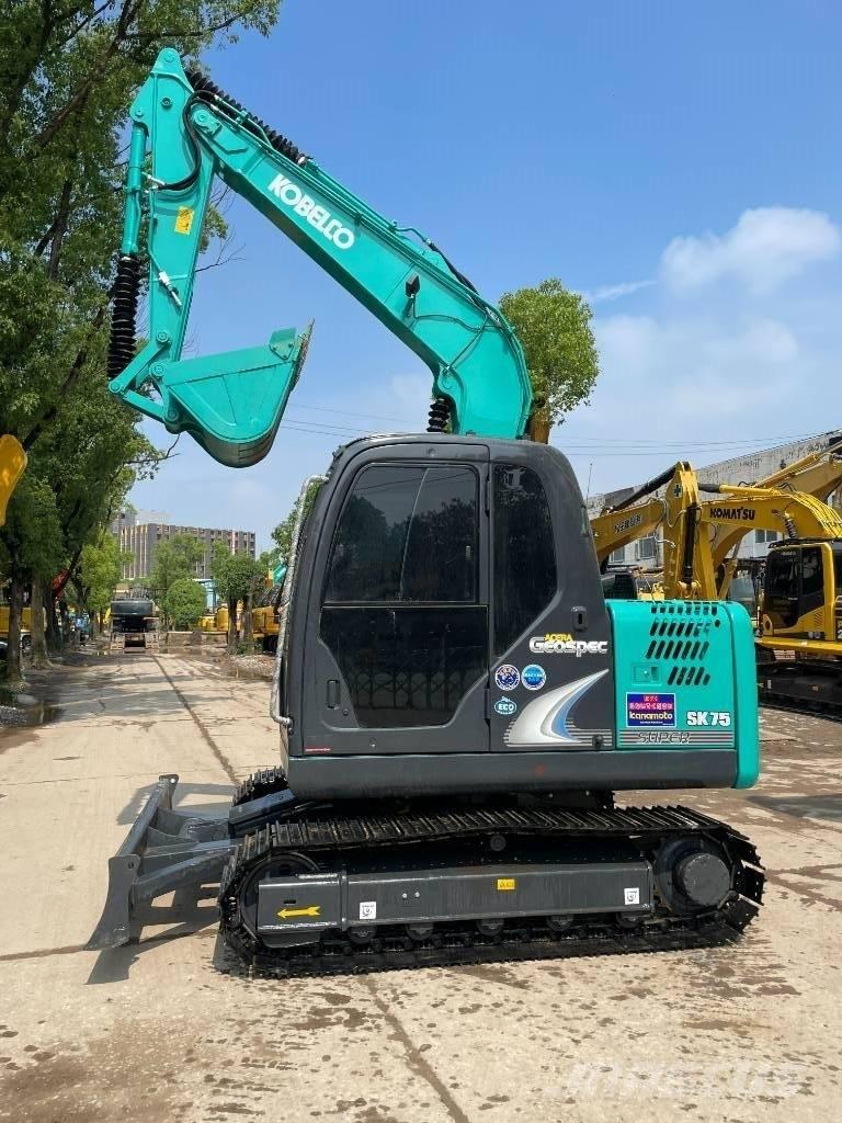 Kobelco SK 75 Minigravemaskiner