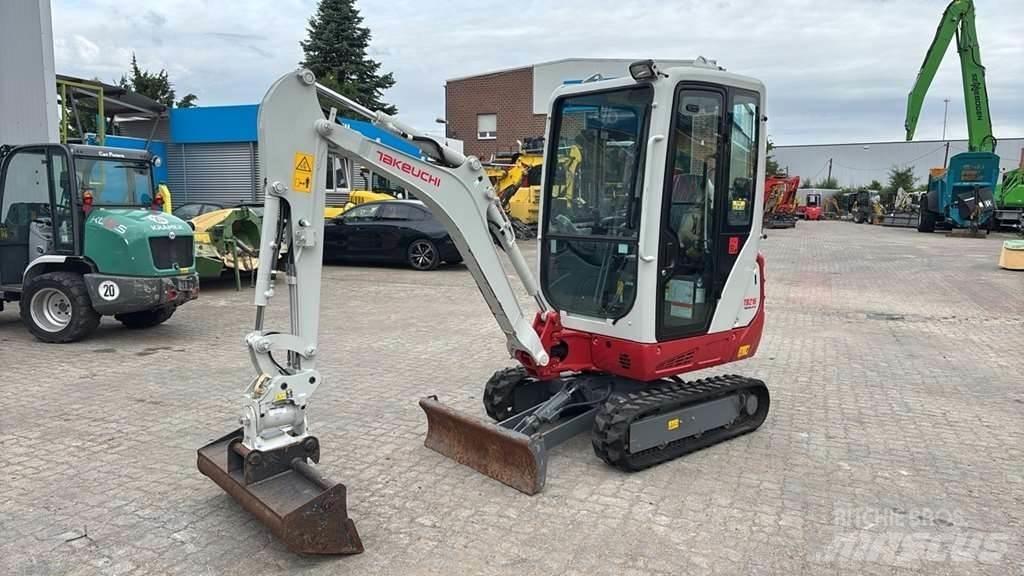 Takeuchi TB216 A Minigravemaskiner