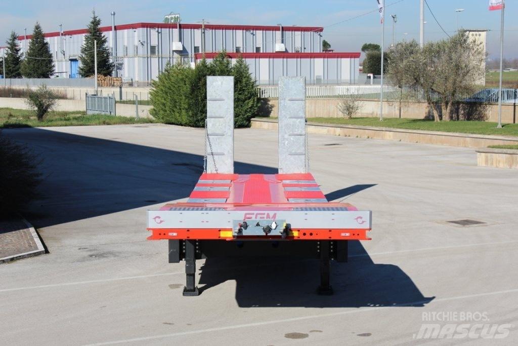 FGM 37 Semi-trailer med lad/flatbed