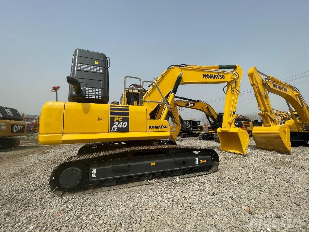 Komatsu PC 240 Gravemaskiner på larvebånd
