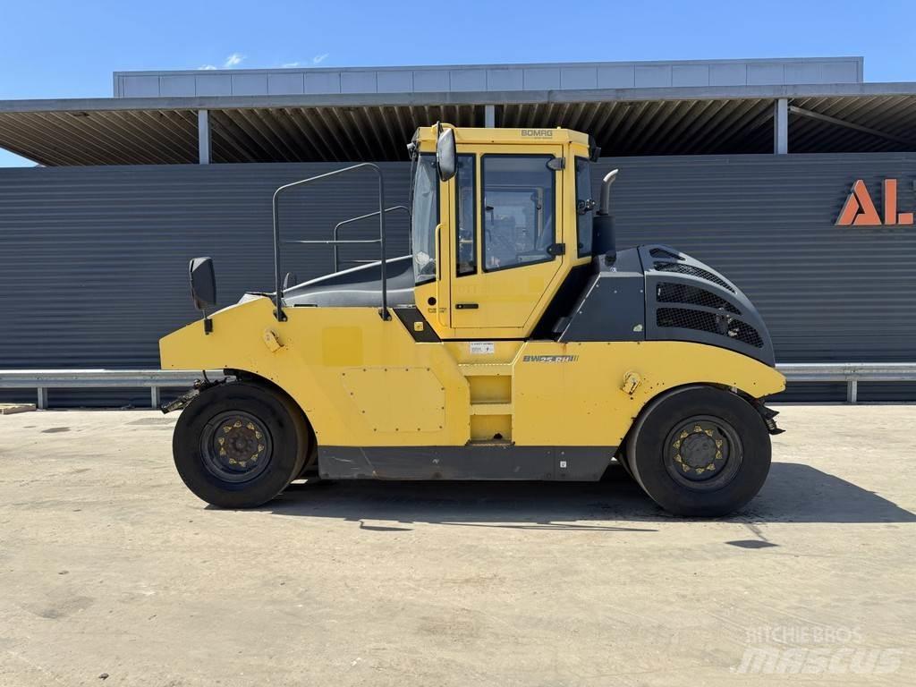 Bomag BW 25 RH Tromle med luftdæk