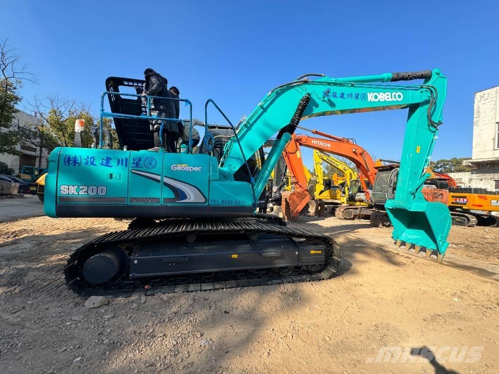 Kobelco SK 200 Gravemaskiner på larvebånd