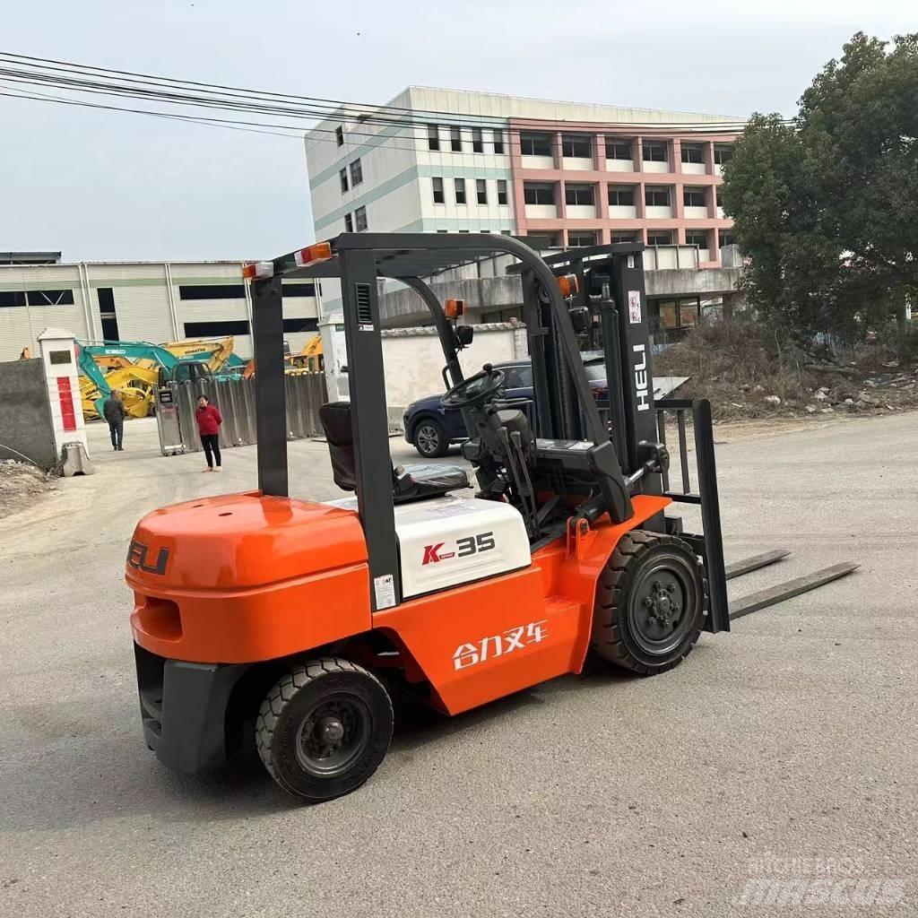 Heli CPC35 Diesel gaffeltrucks