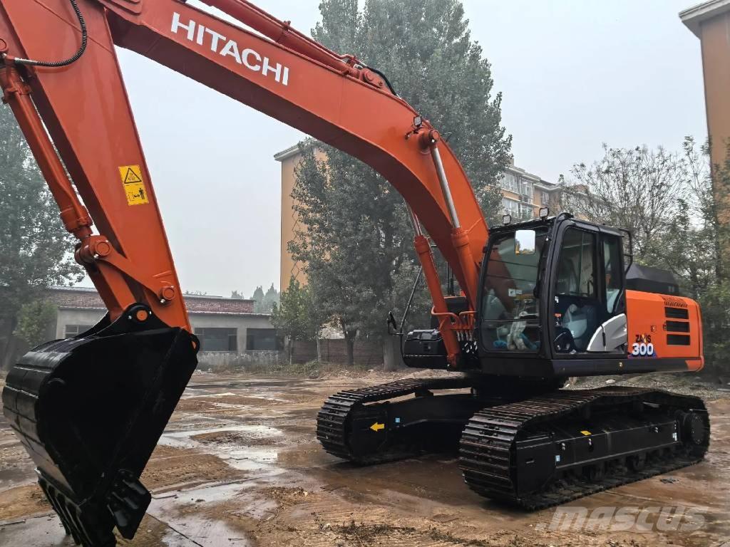 Hitachi ZX300 Gravemaskiner på larvebånd
