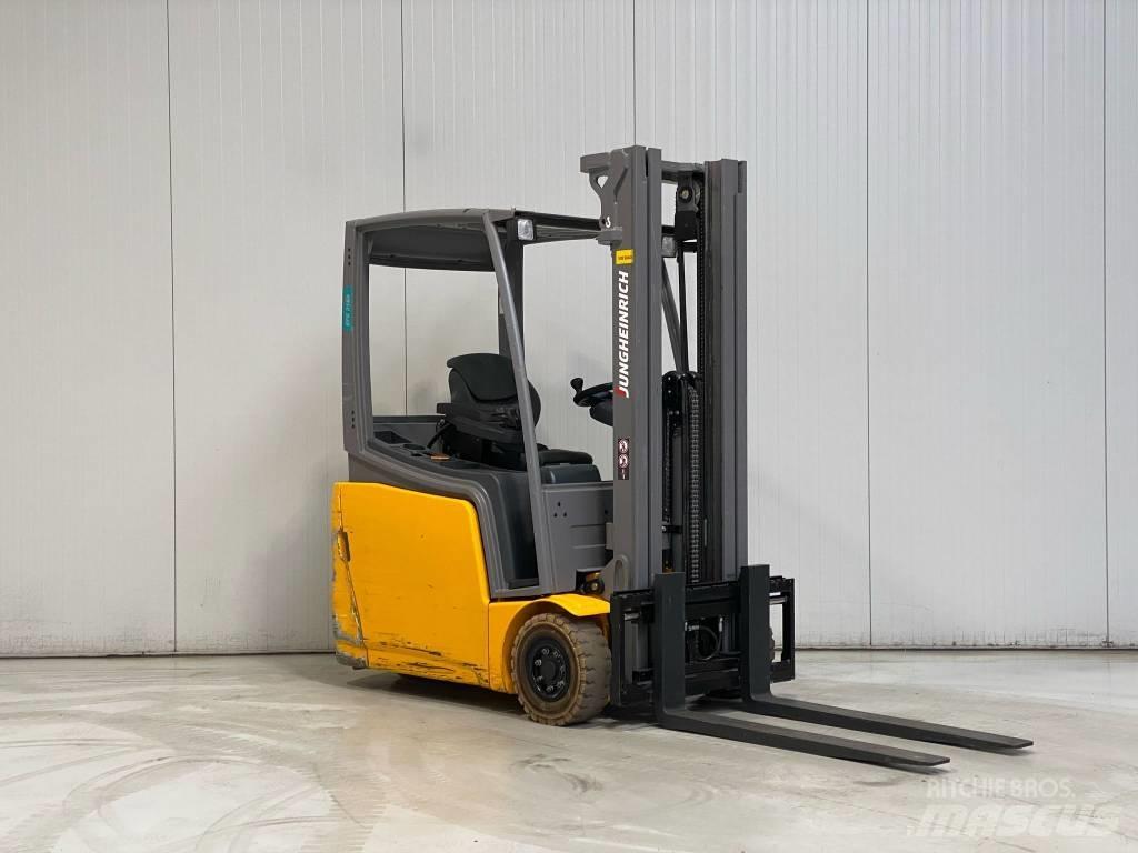 Jungheinrich EFG216k El gaffeltrucks