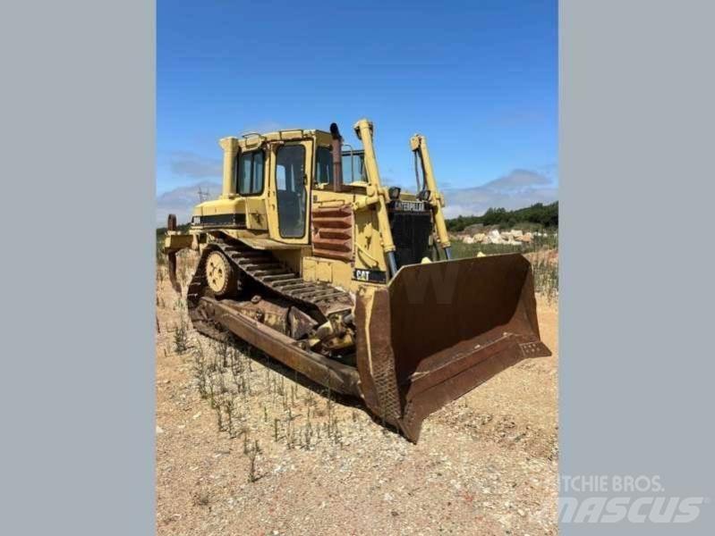 CAT D6H Bulldozer på larvebånd