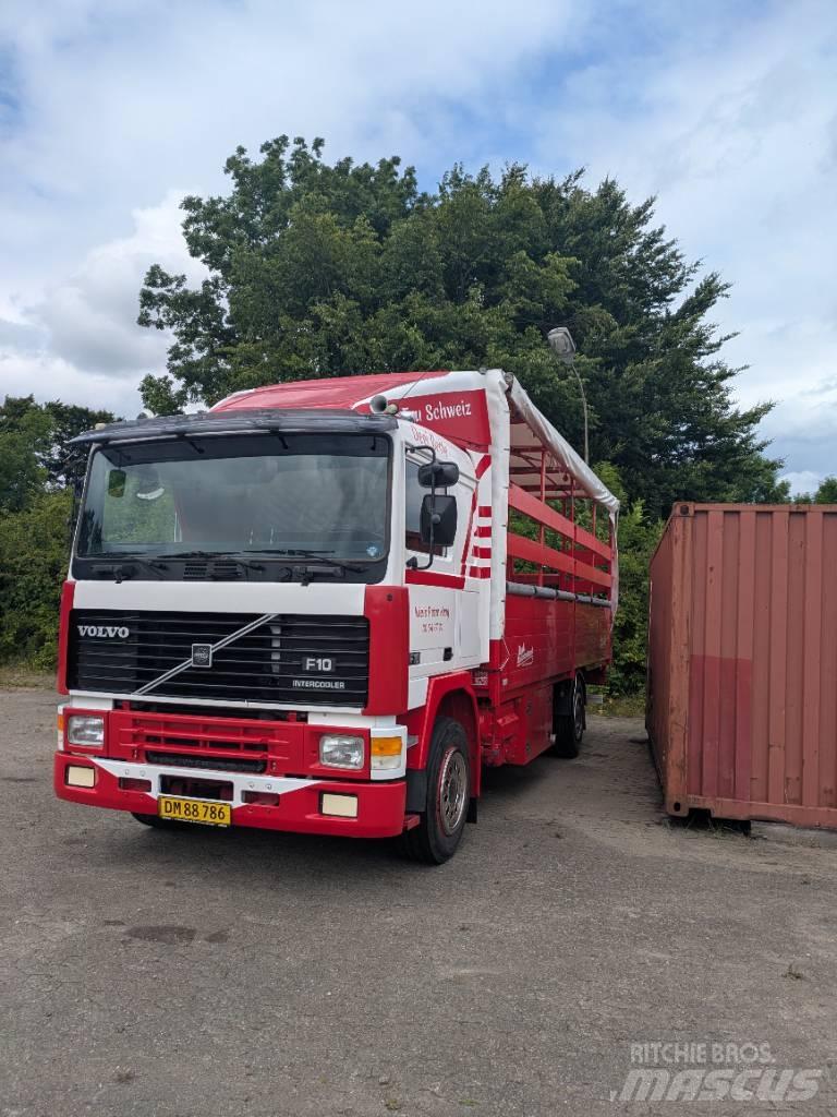 Volvo F 10 Lastbil med lad/Flatbed