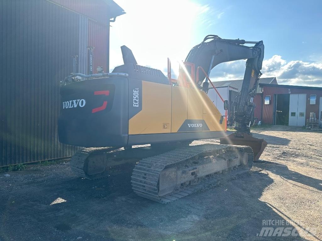 Volvo EC 250 EL Gravemaskiner på larvebånd