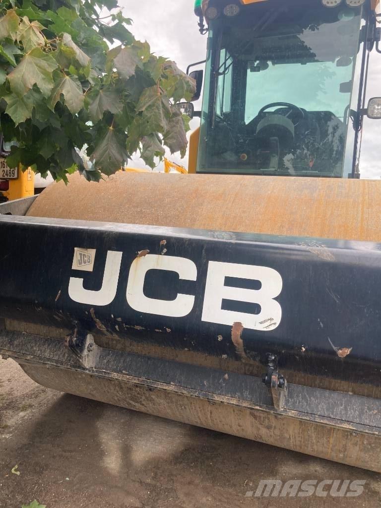 JCB VM137 2015 Enkelt tromle