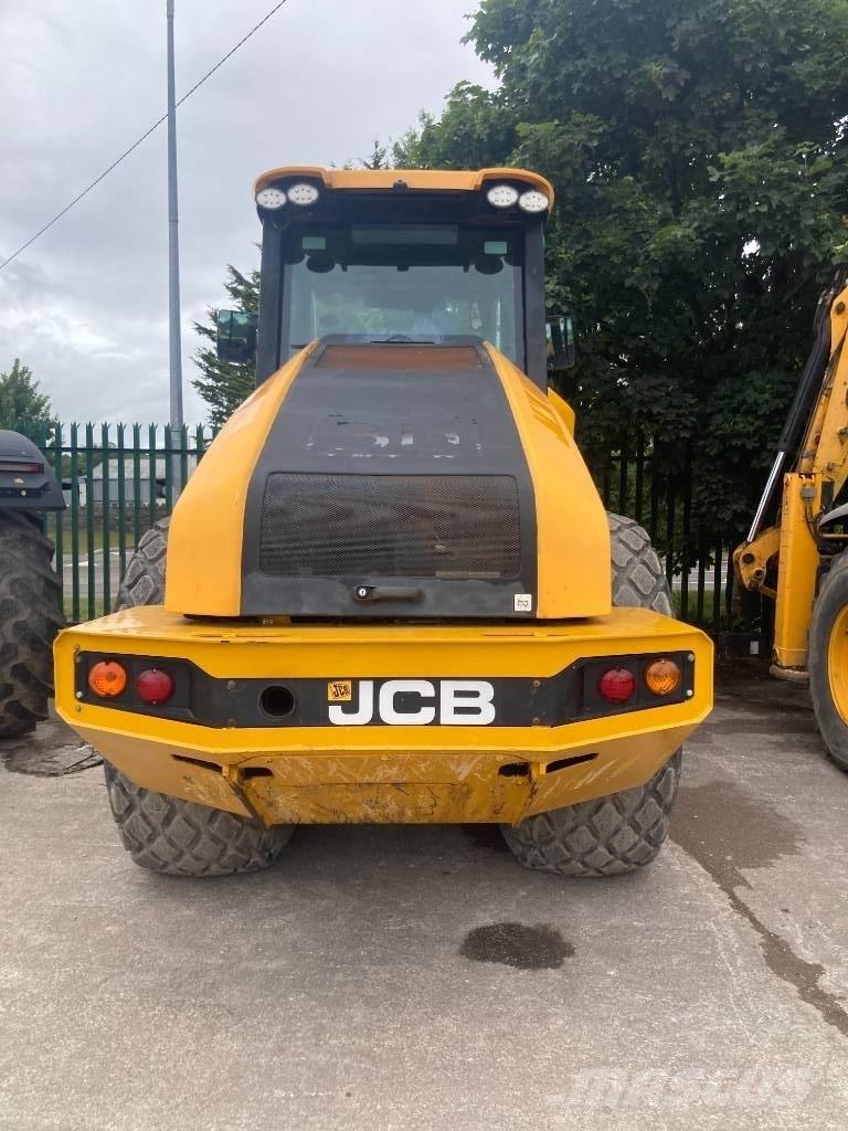 JCB VM137 2015 Enkelt tromle