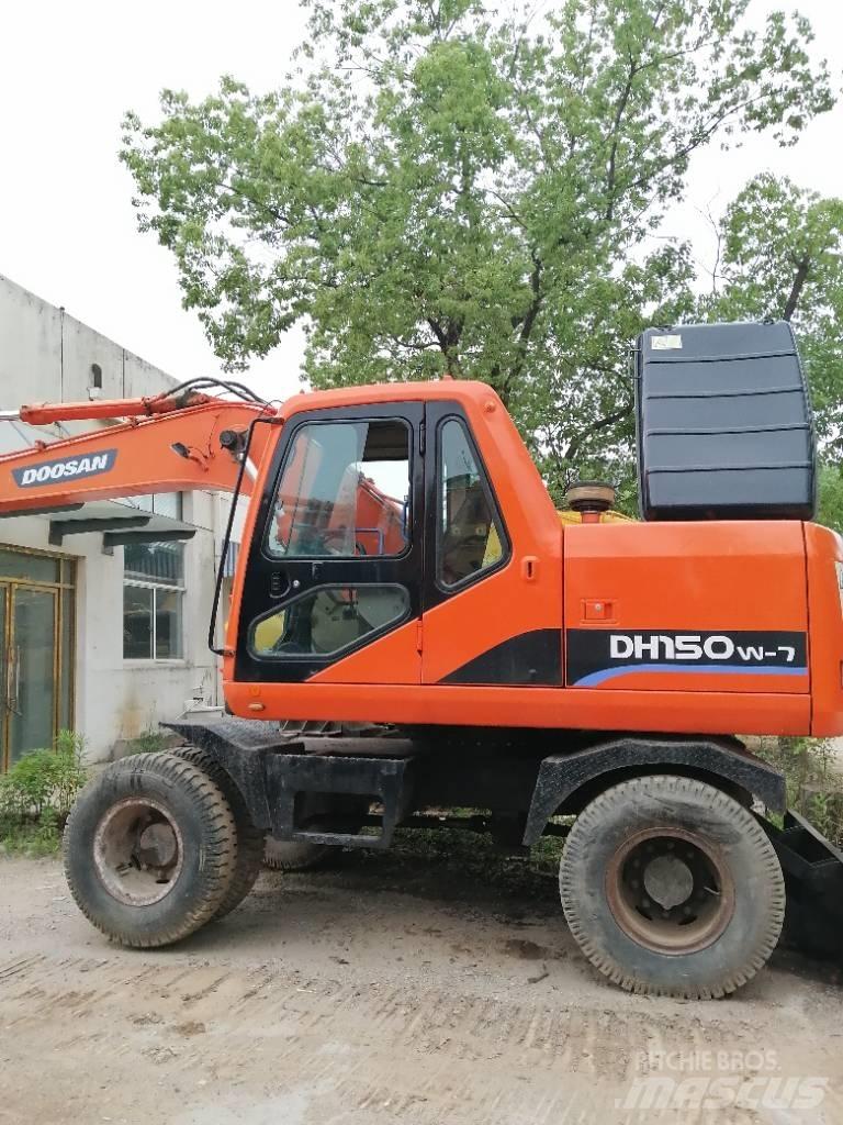 Doosan DH 150 W-7 Gravemaskiner på larvebånd