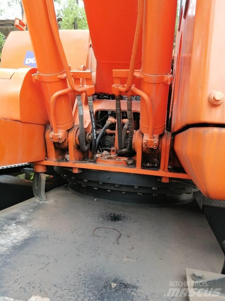 Doosan DH 150 W-7 Gravemaskiner på larvebånd
