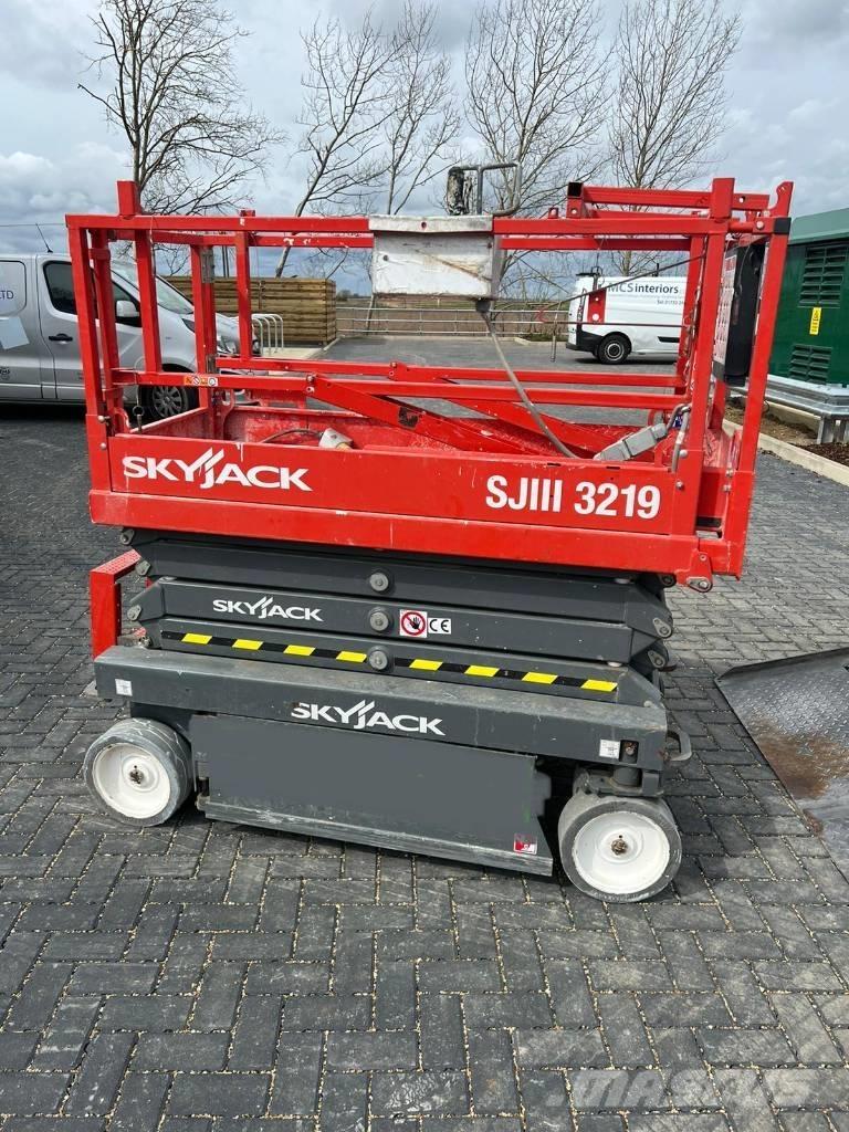 SkyJack SJ 3219 Saxlifte