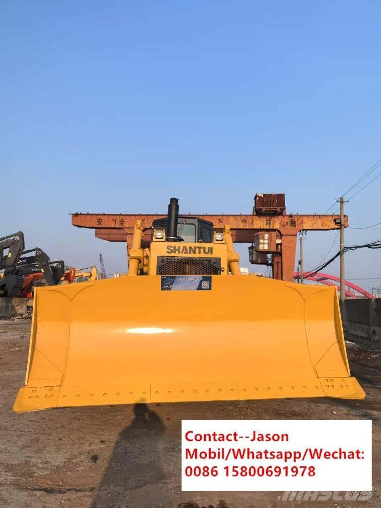 Shantui SD 32 Bulldozer på larvebånd