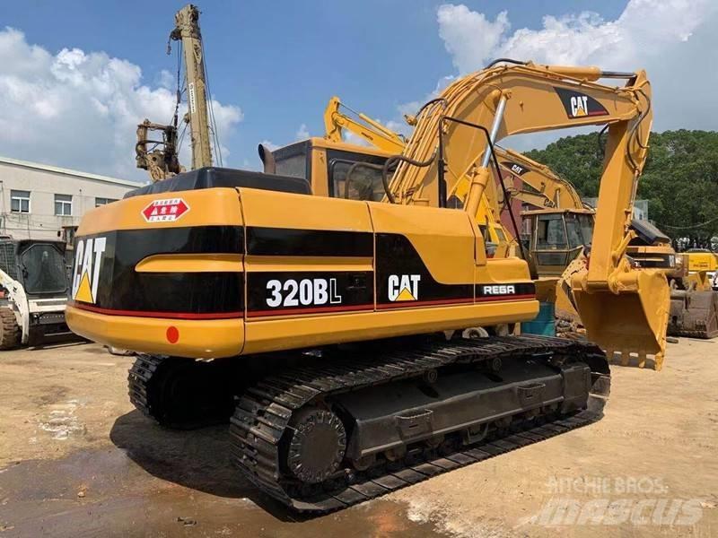 CAT 320 B Gravemaskiner på larvebånd