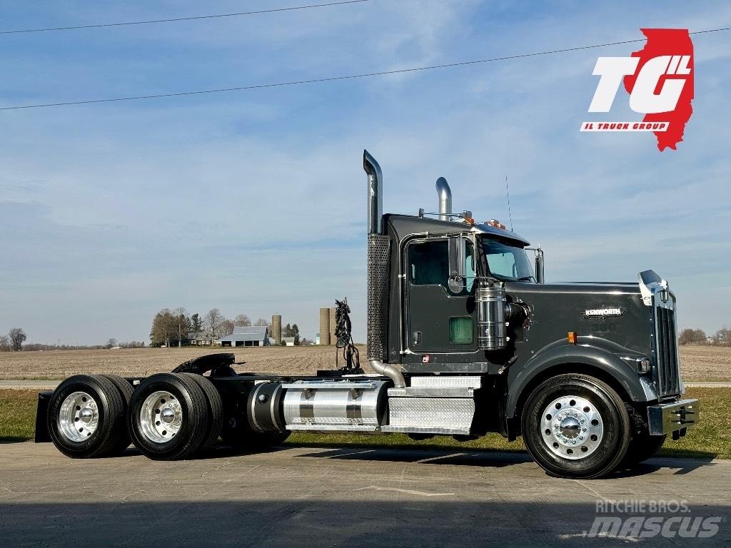 Kenworth W900 Trækkere