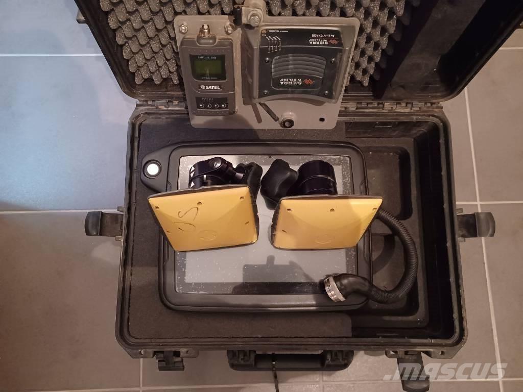 Komatsu PC 210 LC Gravemaskiner på larvebånd