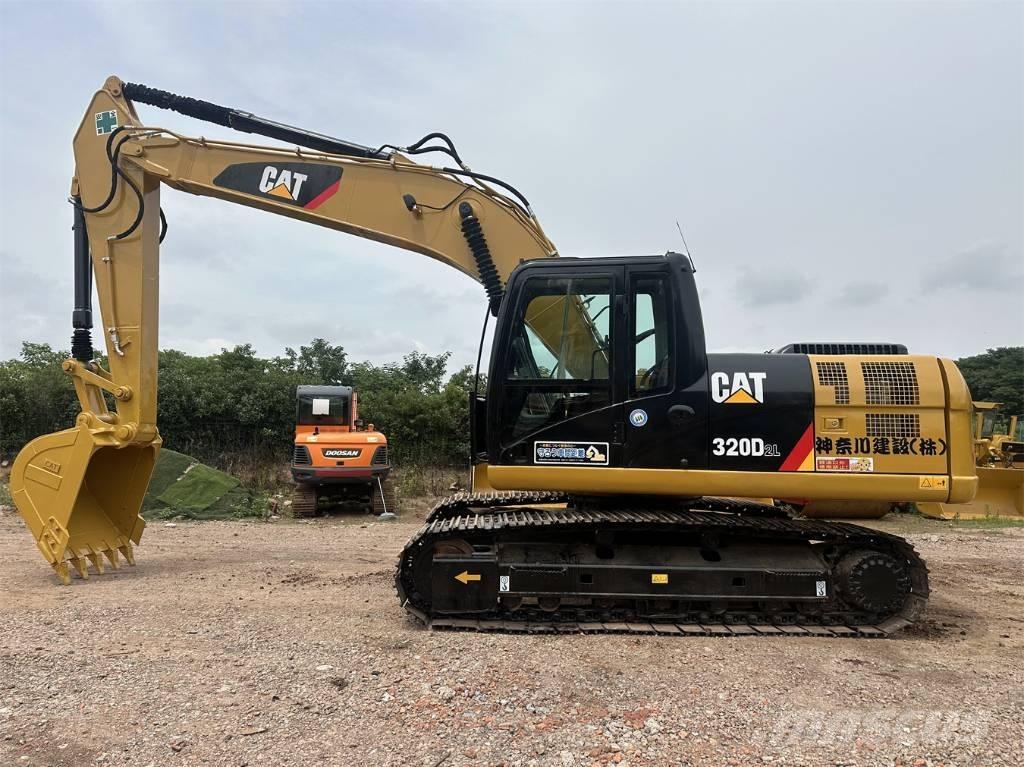 CAT 320 D L Gravemaskiner på larvebånd