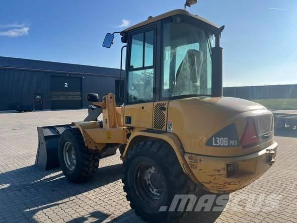 Volvo L 30 B Læssemaskiner på hjul