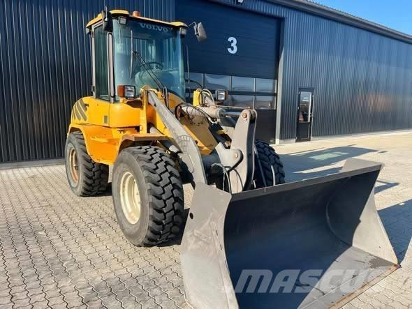 Volvo L 30 B Læssemaskiner på hjul