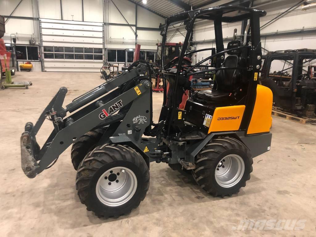 GiANT D 332 SWT Læssere