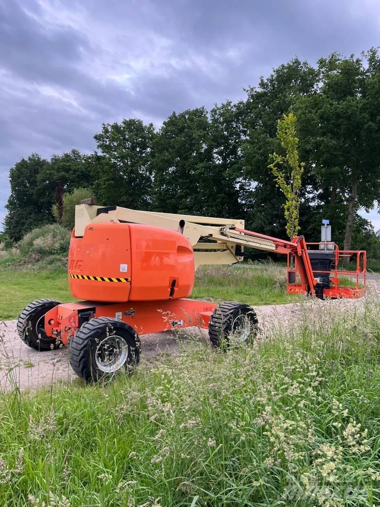 JLG 510 AJ Bomlifte med knækarm